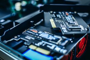 Read more about the article How many SSD slots do I have? Is  it worth having 2 SSDs?